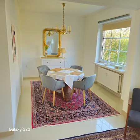 Ganze Mit Garten 公寓 不莱梅