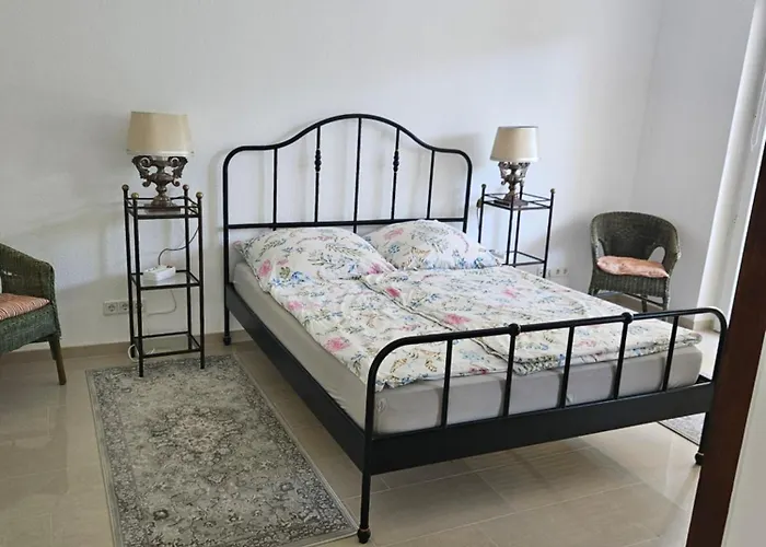 Ganze Mit Garten * 不莱梅