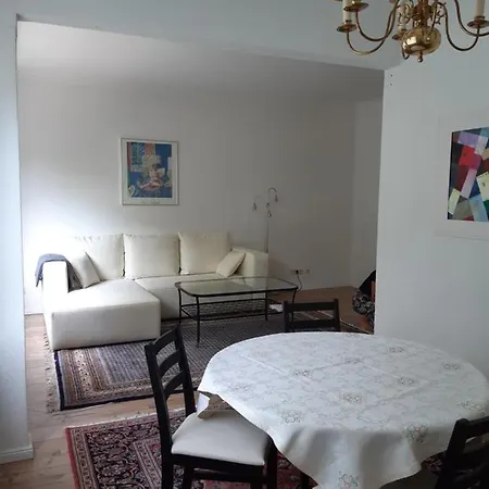 Ganze Mit Garten Бремен