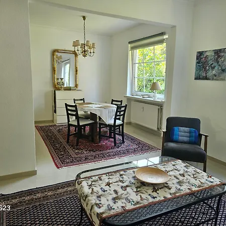 Daire Ganze Mit Garten Bremen