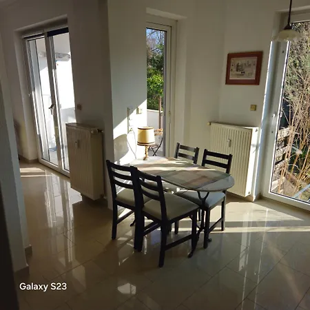 Ganze Mit Garten Lejlighed *