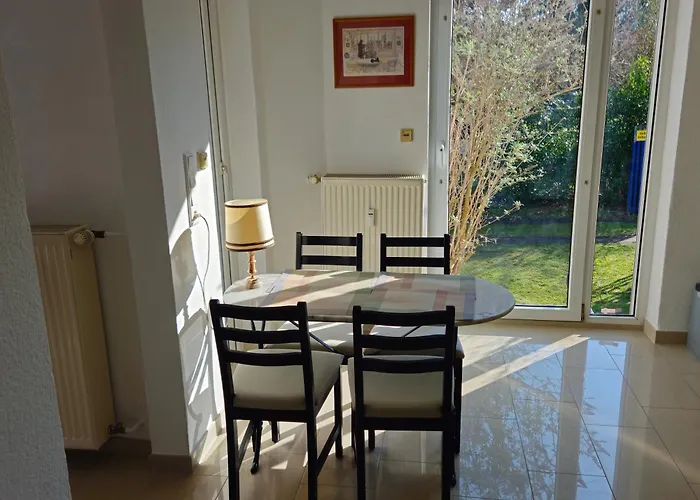 Ganze Mit Garten Lejlighed